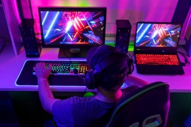 Como usar ferramentas de marketing digital para promover jogos