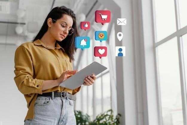 Faça gestão de redes sociais