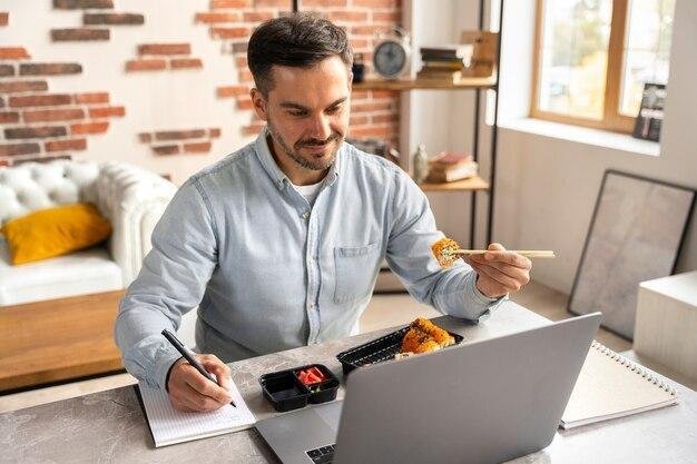 como fidelizar clientes em um negócio online
