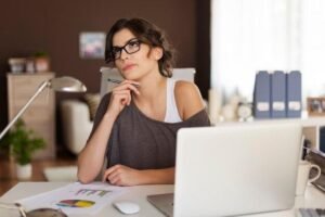 como se proteger de crises financeiras com bons investimentos